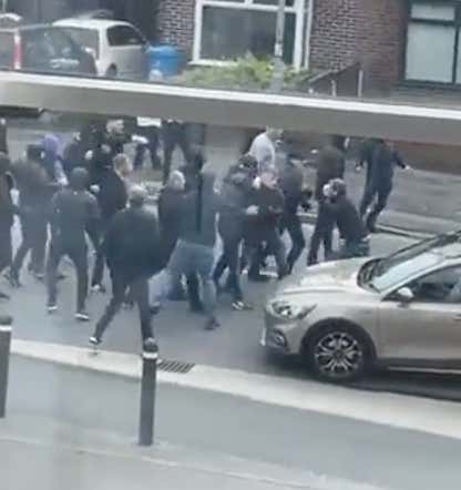 Wrexham/Oldham Hooligans Fired Themselves Up For Their Match Yesterday By Getting Into A Massive Street Brawl