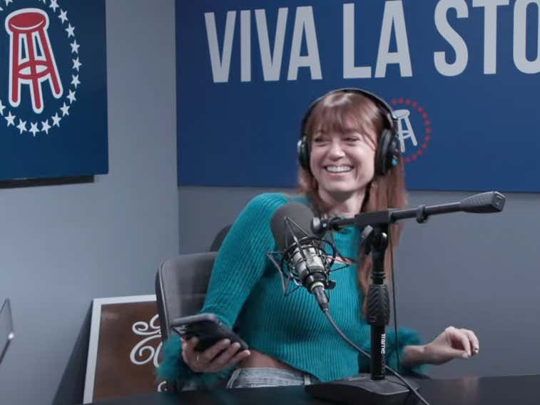 Kelly Keegs Is The Kelly Clarkson Of The Office And I Will Have To Live