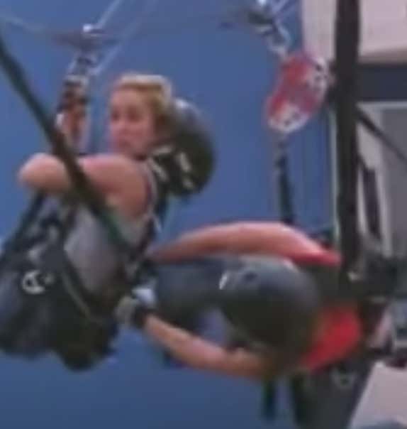 'The Challenge Doc' Finally Gave Us Unseen Footage Of The Most Bizarre Moment In Reality TV - Julie Trying To Unlock Veronica's Harness