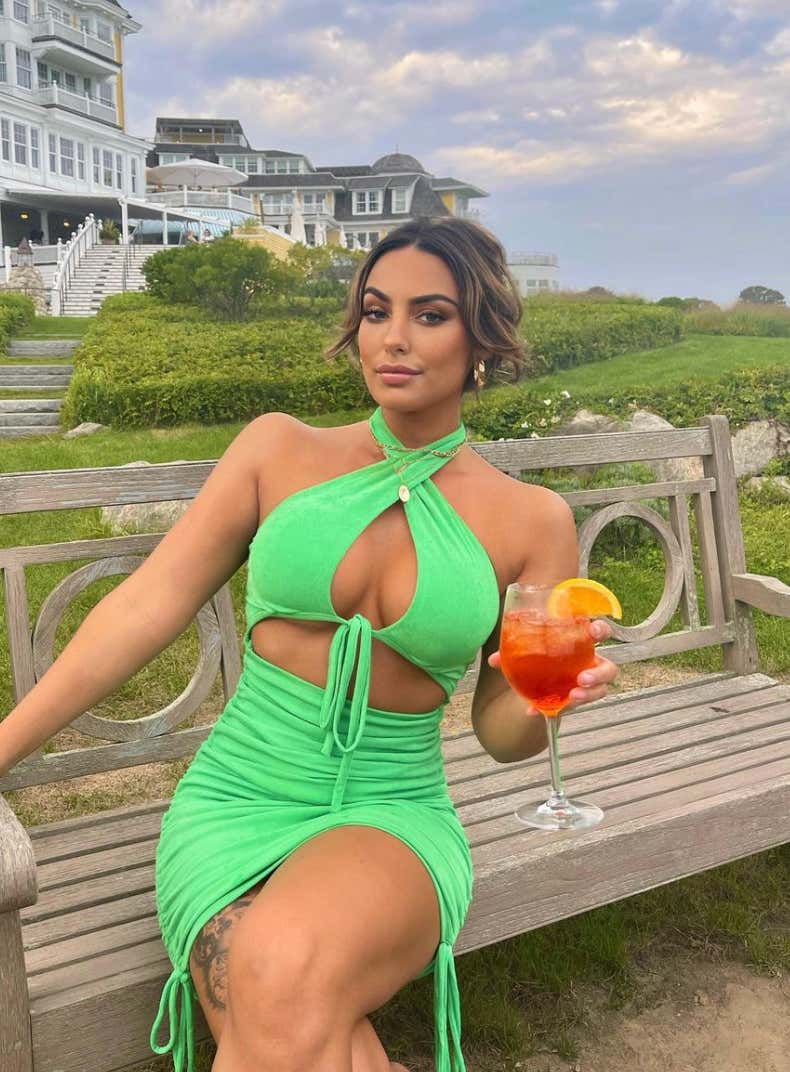 Barstool Local Smokeshow Of The Day - Marisa From Boston_img_13