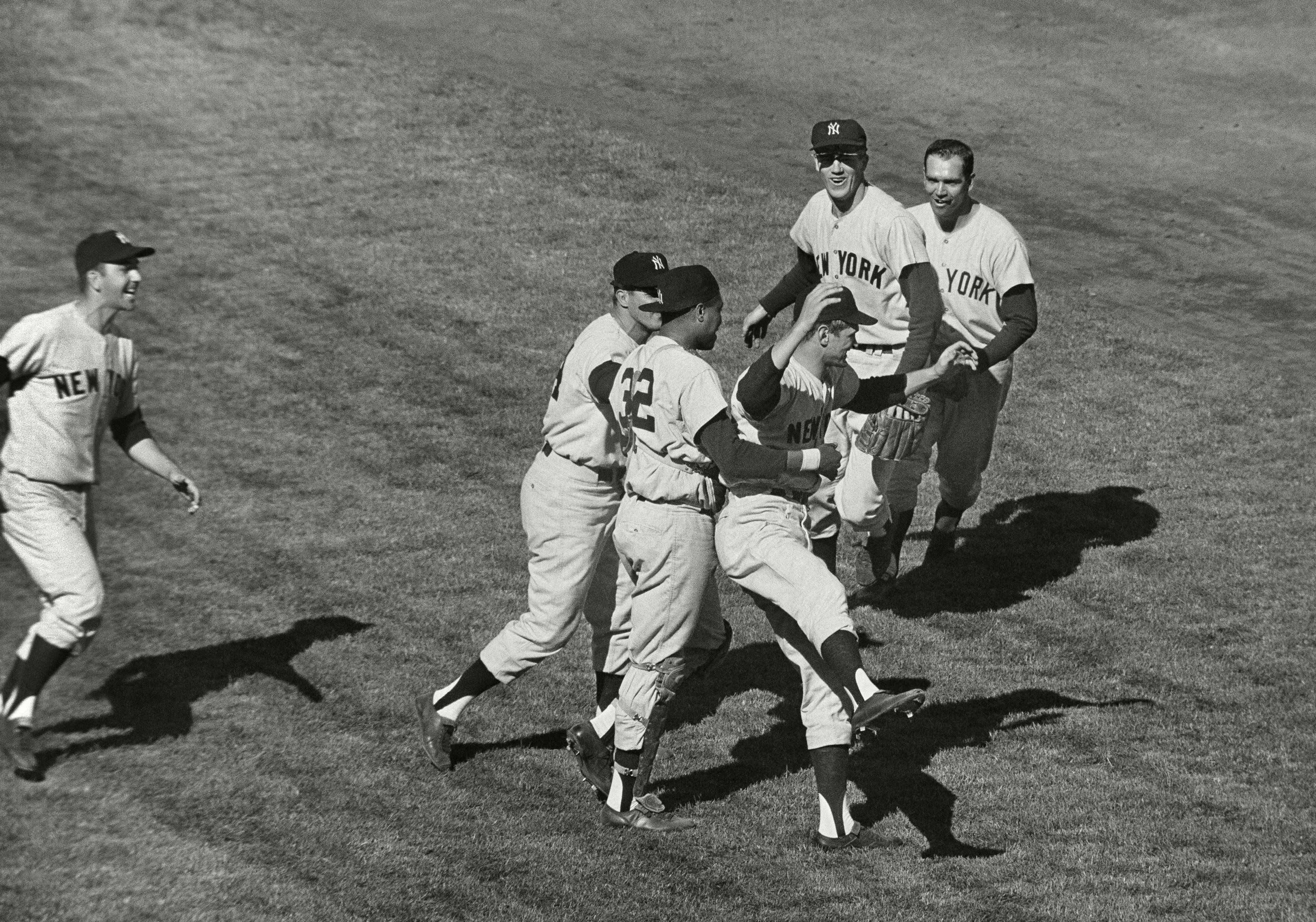 On This Date in Sports October 16, 1962: Lineout