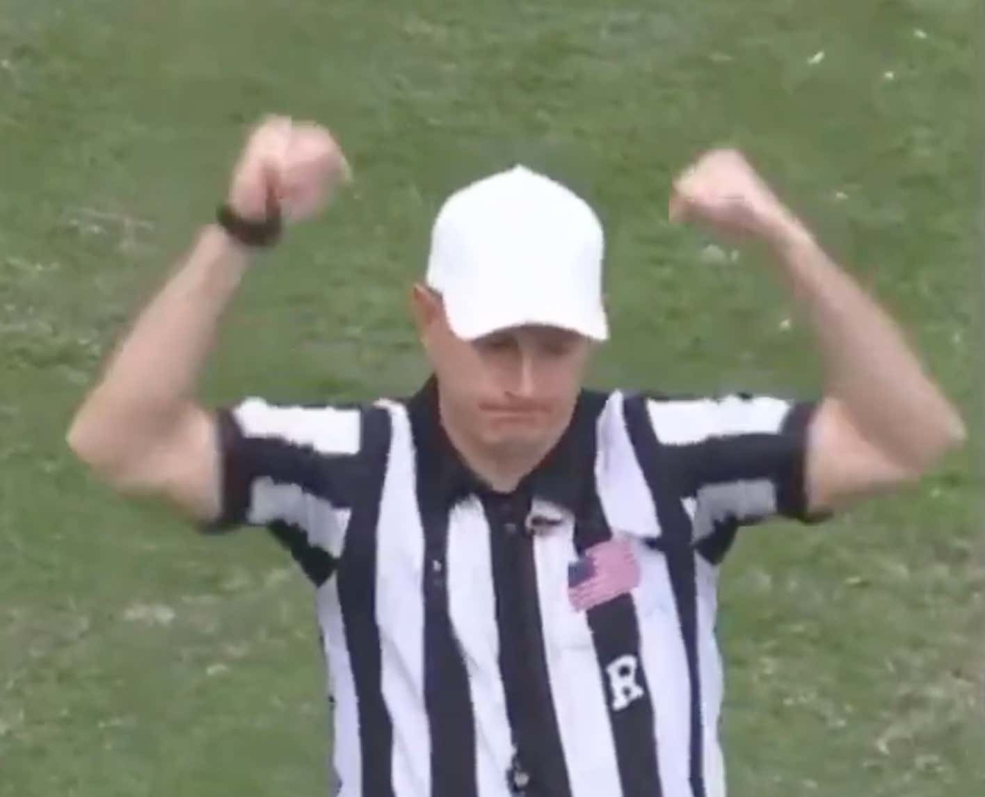 Alabama Fans Are Now Convinced Saturday's Referee Was Celebrating A Tennessee Touchdown In Plain Sight