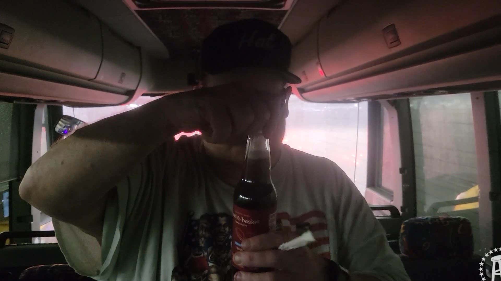 Tank Taste Test Bowl and Basket Cola