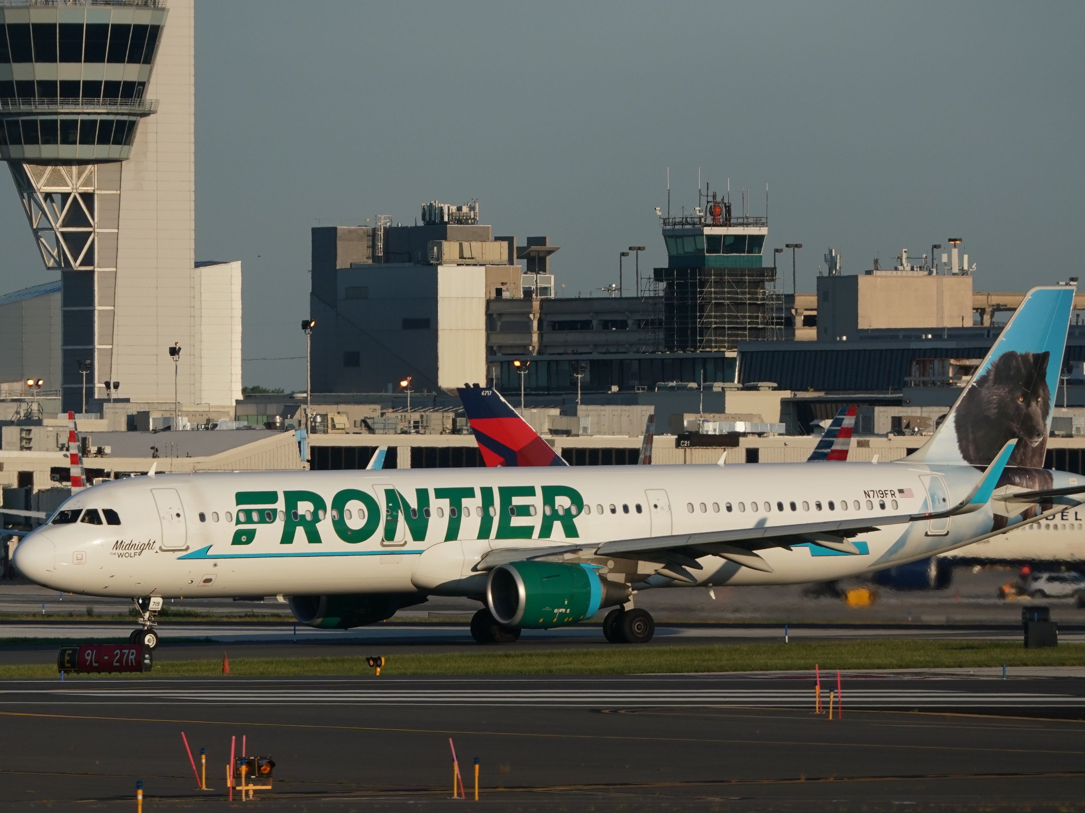 Frontier Airlines Ends Customer Service Helpline And Officially Becomes The Worst Airline
