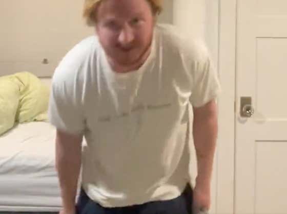 Gotta Show Dick to Sell Clothees