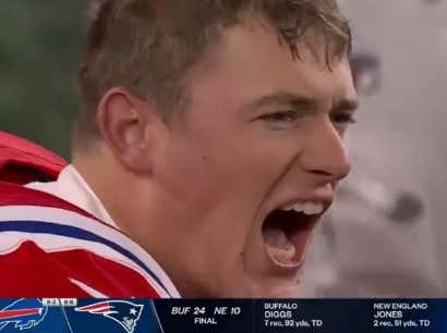 Mac Jones Bitching Out Matt Patricia in Frustration is All of Us