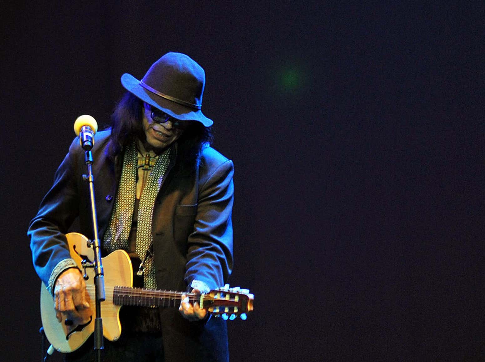 Rodriguez sugar. Сиксто родригез. sixto diaz rodriguez. родригез sugar man. родригес певец 70-х.