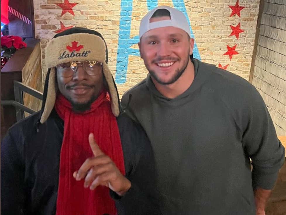 The Bills Were Stranded In Chicago So They Spent Christmas Eve At