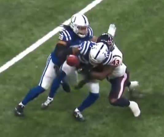 Colts Offensive Lineman Heroically Strips Ball From His Own Teammate In What Continues to Be One of The Greatest Tanks In NFL History