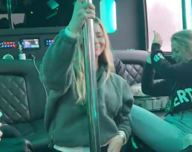 Nobody Seems To Be Enjoying This Eagles Season More Than The Eagles Wives And Girlfriends