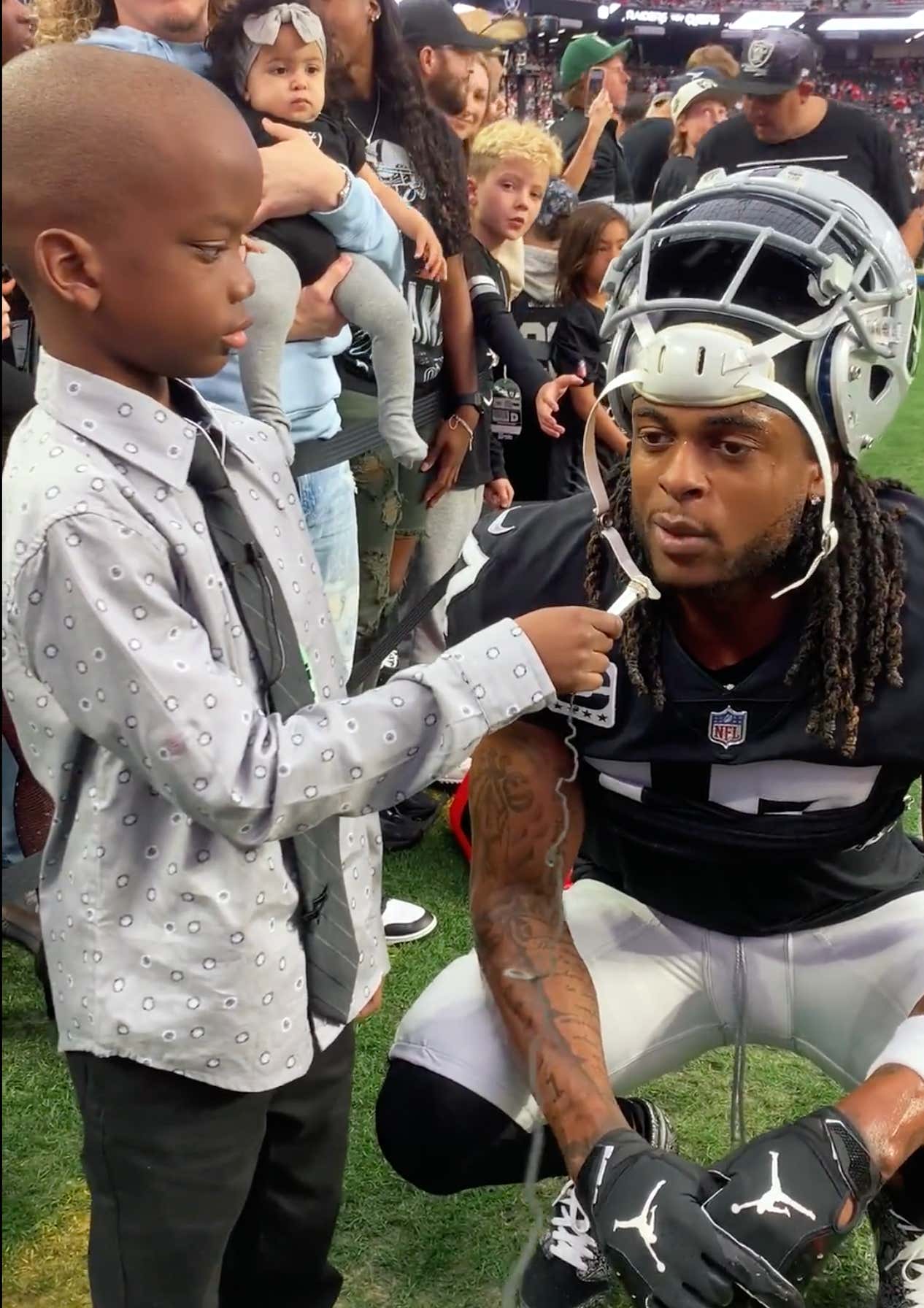 This 10-Year-Old Reporter Has Officially Put All Big J Journalists On The Hot Seat