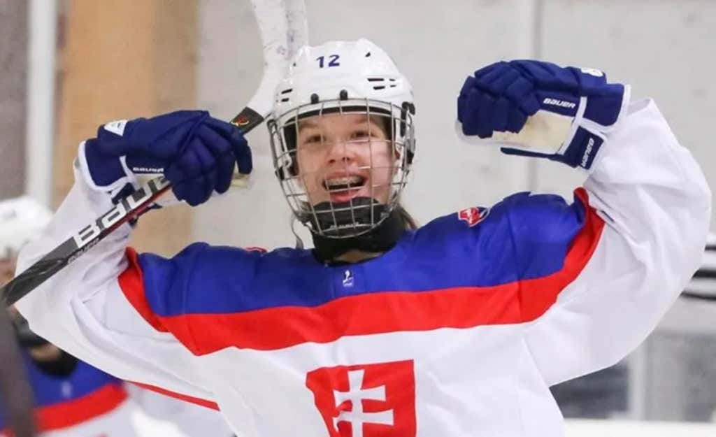 A 14 Year Old Female Hockey Player From Slovakia Took Over The Hockey World This Week