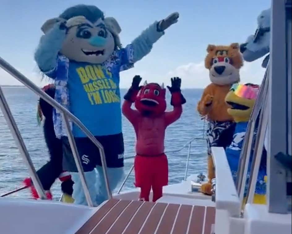 The New Jersey Devils Mascot Has Absolutely No Business Being This Ripped