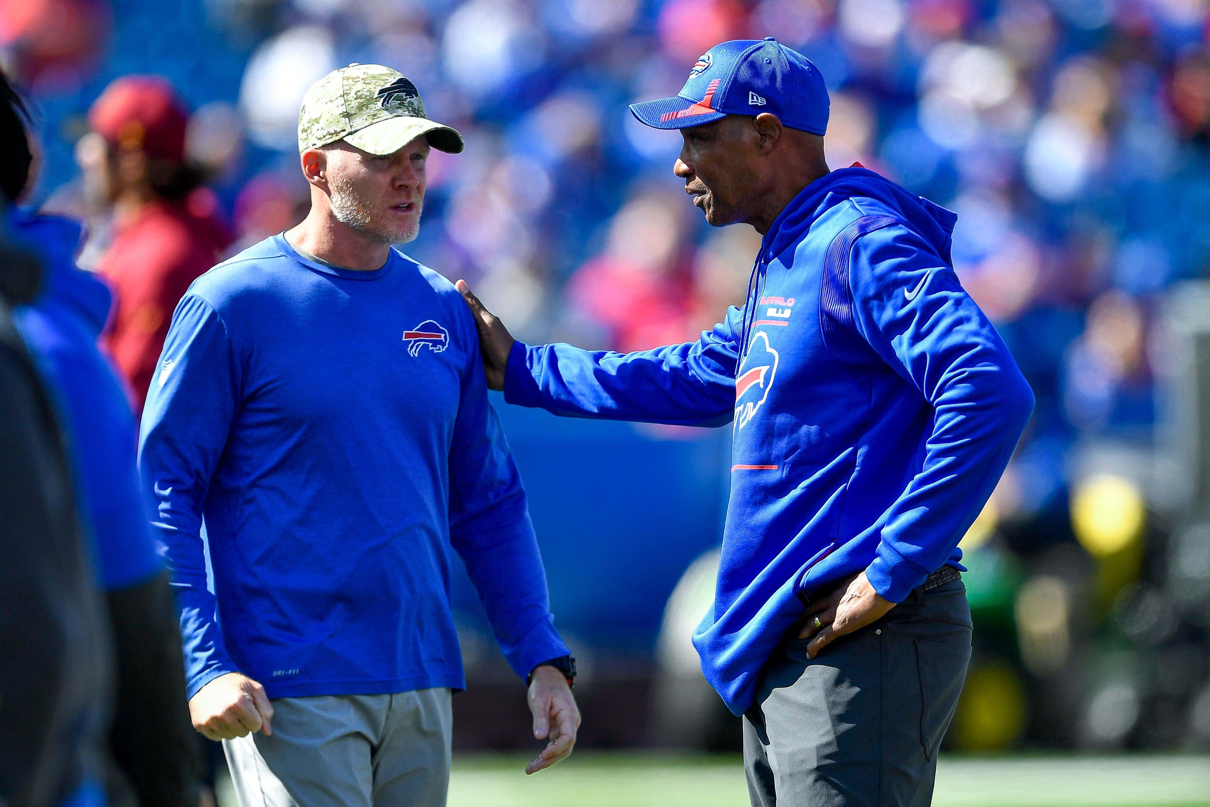 Buffalo Bills DC Leslie Frazier to step away from coaching in 2023