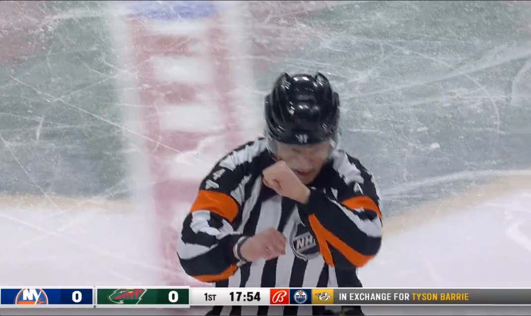 Wes McCauley Is Cleary Getting Ready For A Huge Playoff Run Here With This Call