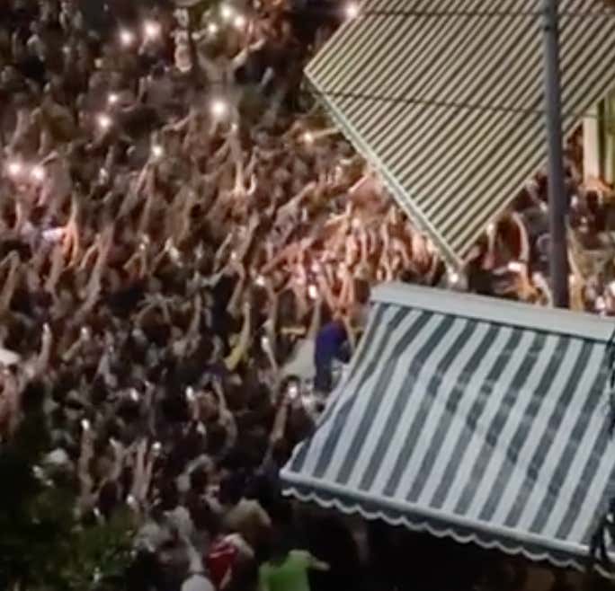 The Scene Of Messi Trying To Leave A Restaurant In Argentina Is One Of The Most Insane Things You'll Ever See