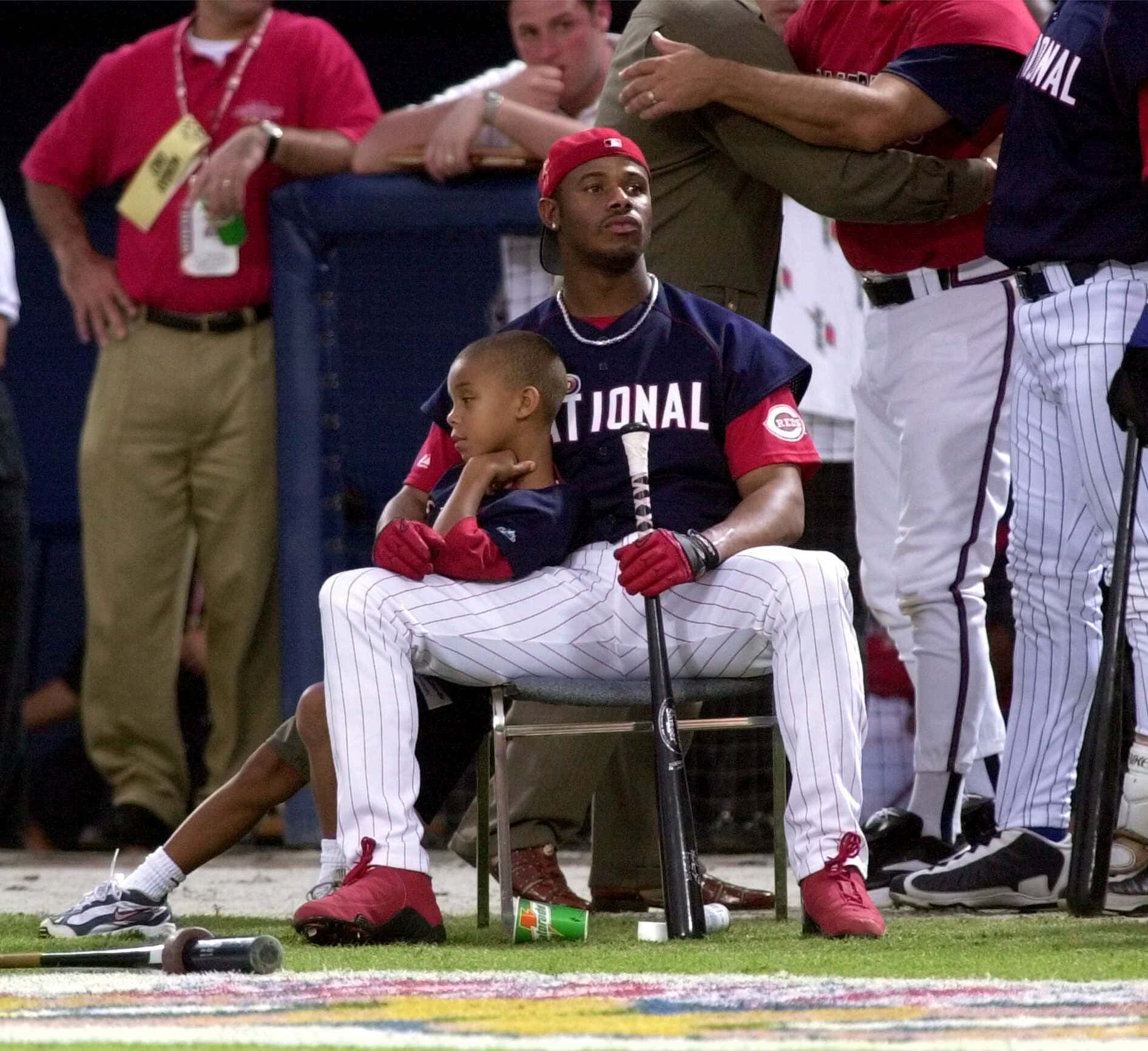 Ken Griffey Jr. Reportedly Didn't Sign With The Braves Because Bobby Cox Didn't Allow Kids In The Clubhouse