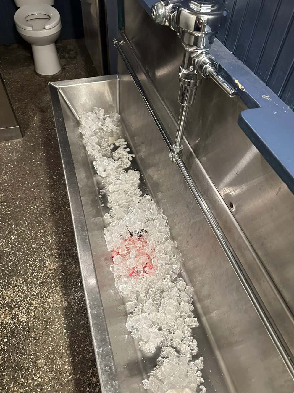 We Need To Bring Back Troughs In Men's Bathrooms