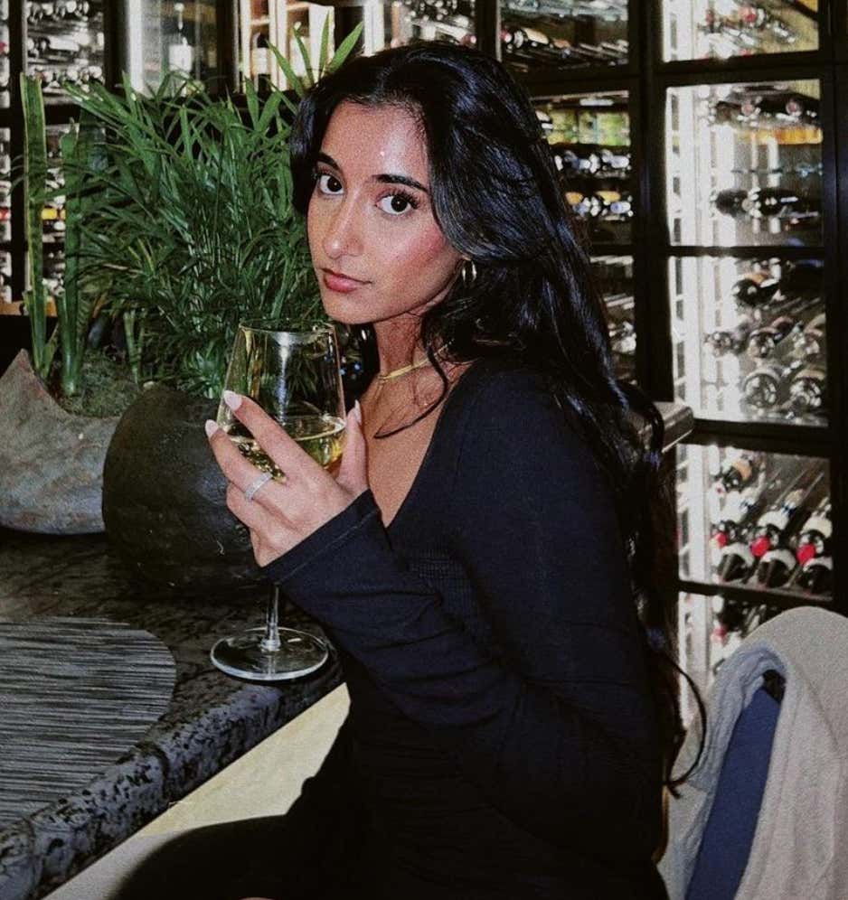 Barstool Chicago's Local Smokeshow Of The Day - Deesha