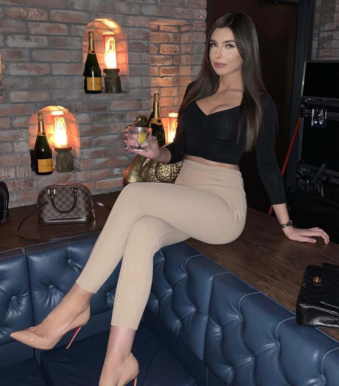 Barstool Chicago's Local Smokeshow Of The Day - Sonia_img_6