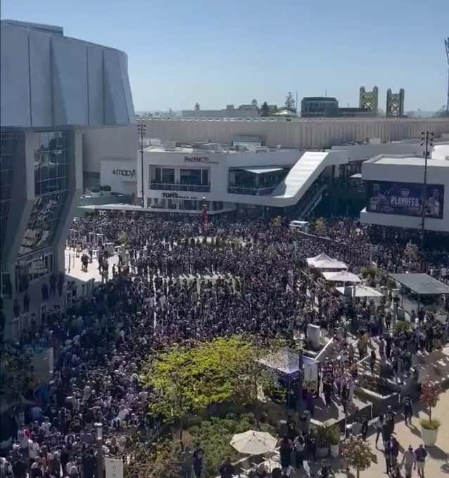 Kings Fans Sure Look Ready To End Their 17 Year Playoff Drought
