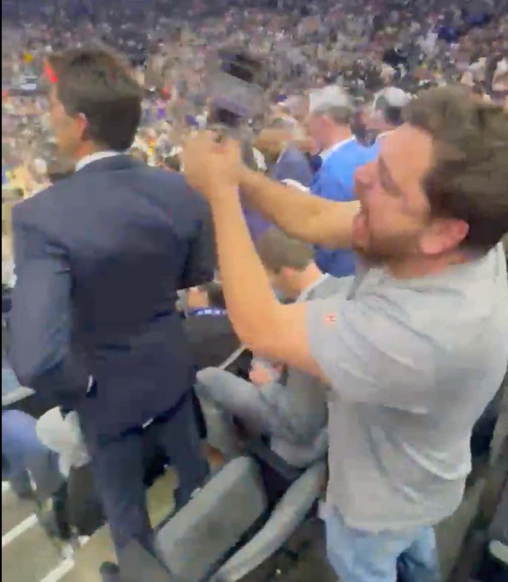 Kings Fan Sitting Directly Behind Bob Myers During Game 2 Decides To Make The Warriors GM’s Life a Living Hell With His Cowbell