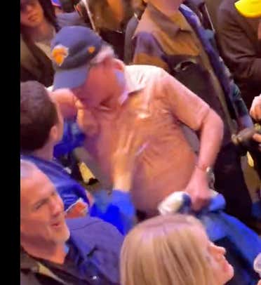 PSA: Pete Davidson Will Shove The Shit Out Of Any Man Who Puts Their Arm Around Him 6 Or 7 Times After A Knicks Win