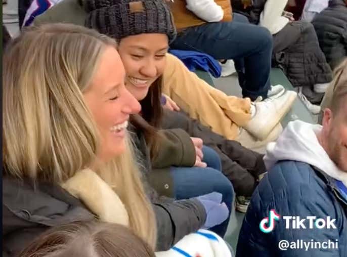 True Love Blossomed In The Wrigley Field Bleachers As Guy Shot His Shot From Like 30 Rows Away