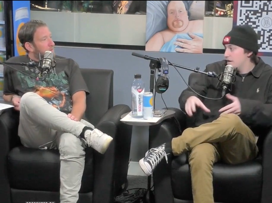 Dave Squares Off Against Sas In A Barstool Radio-esque Yak