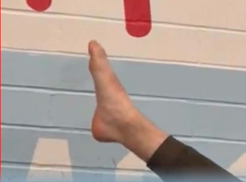 I Am Tired Of The Idiots Of The Internet Shaming People Who Take Off Their Shoes On A Long Flight