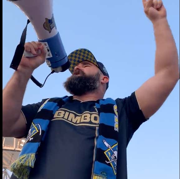 Jason Kelce Might Actually Be A Better Philly Fan Than A Philly Athlete