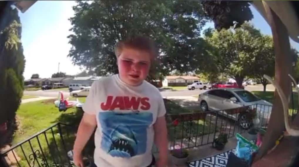 Bullied Kid Goes Viral For Knocking On His Neighbor's Door Asking For New Friends, GoFundMe Raises $40,000 Instead