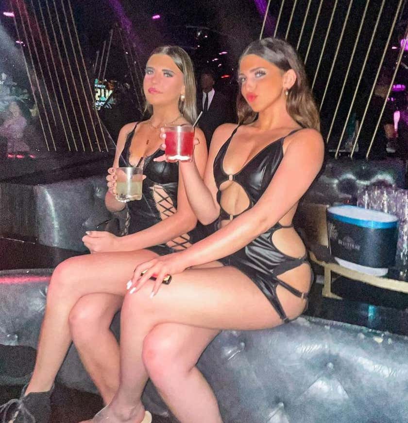 Barstool Chicago's Local Smokeshow Of The Day - Adriana_img_4