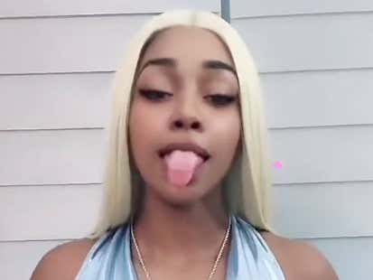 The NPC Fetish Girl On TikTok Is So Bizarre And Uncomfortable But I Can