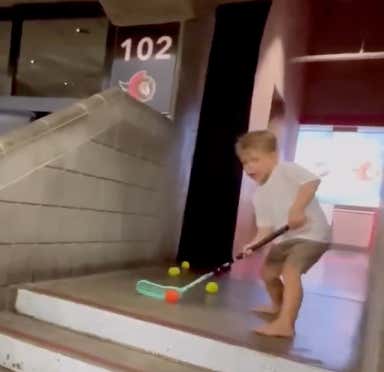 Claude Giroux's 3-Year-Old Kid Already Has A Better Shot Than You