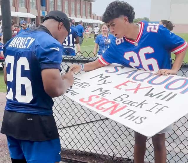 Franchise Player: A Giants Fan Had A Sign That Said His Ex Would Take Him Back If Saquon Barkley Autographed It, Which Saquon Obviously Did