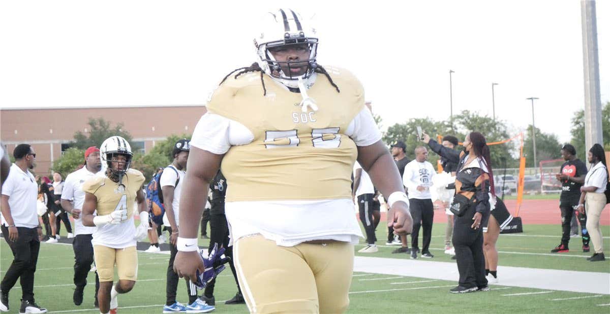 6'5", 455-Pound TCU Freshman Brione Ramsey-Brooks Is Here To Take College Football And The Internet By Storm