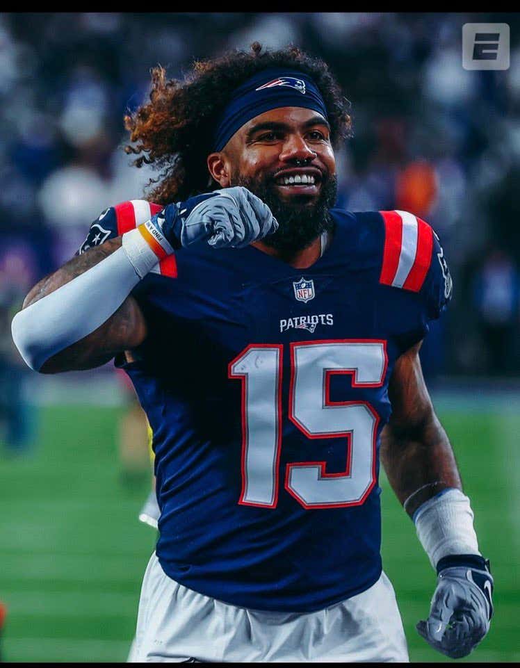 Patriots Legend James White Confirms Belichick Has Always Coveted Ezekiel Elliot