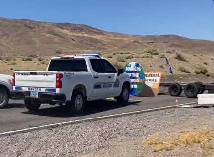 Climate Protestors Get Owned By Nevada Cops