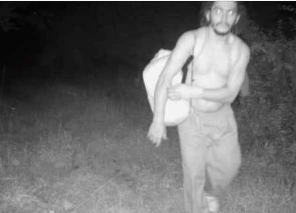 This Escaped Convicted Murderer In The Philly Suburbs Is Straight Up Toying With The Authorities