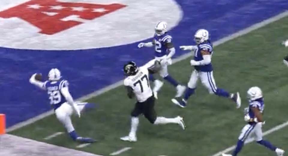 Rule #1 On Defense: Play Til You Hear A Whistle!!!! (Bonus: BIG MAN TOUCHDOWN!!!!)