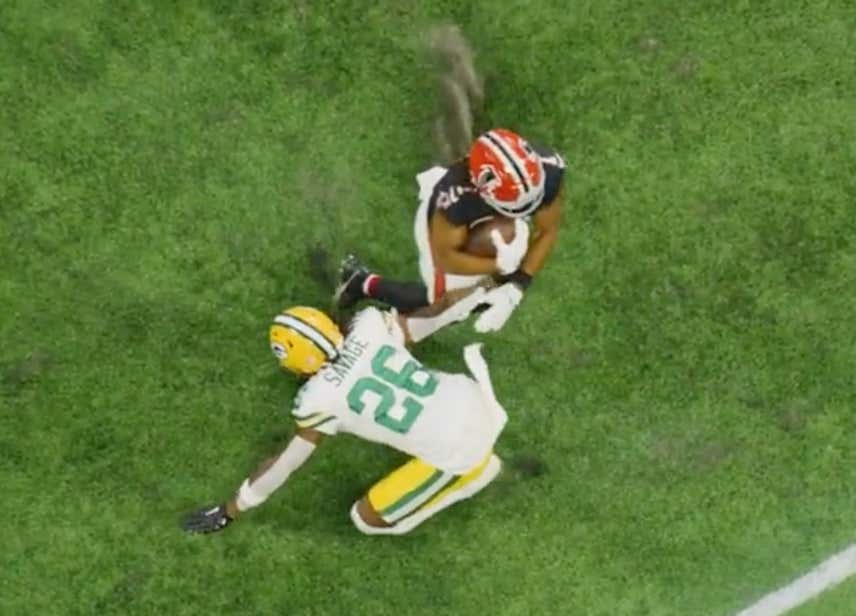 This Angle Of Bijan Robinson's Sick Run From Sunday Proves He's Already The Nastiest Back In The NFL