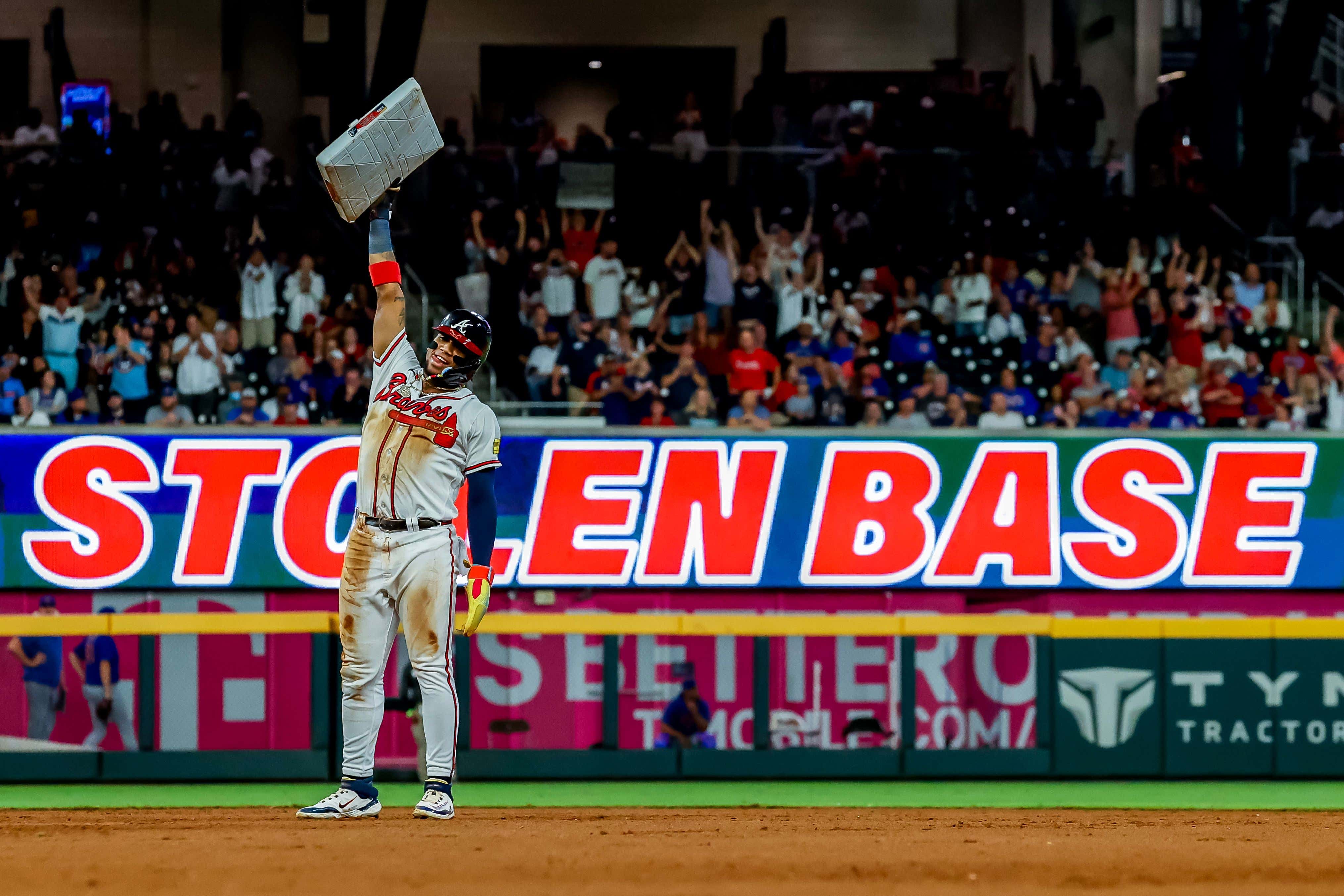 The Cubs' Bozo Broadcasters Were On The Verge Of A Mental Breakdown When Their Game With The Braves Was Briefly Paused After Ronald Acuña Stole His 70th Base