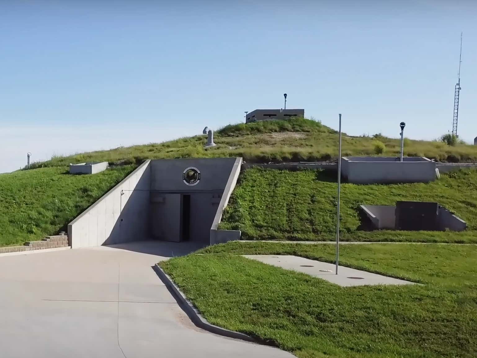 300,000 SelfSustaining Dooms Day Bunker For Sale In Missouri