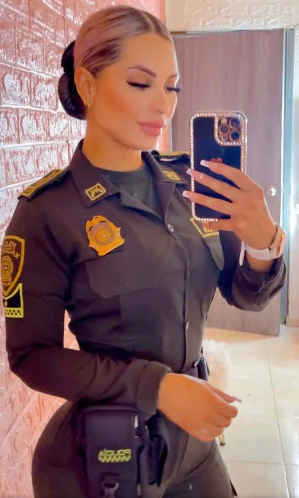 This Colombian Police Officer Is Going Viral For Doing A Great Job Of Protecting And Serving And Surely Nothing Else