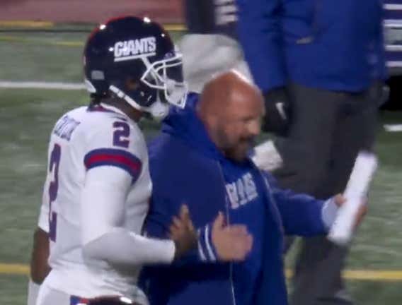 What The Fuck Was That: We Got Brian Daboll Losing His Mind On Tyrod Taylor After One Of The Dumbest Plays You'll See A Team Do