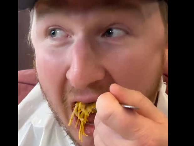 John Feitelberg Eating His Food Without Chewing Has Taken The Internet
