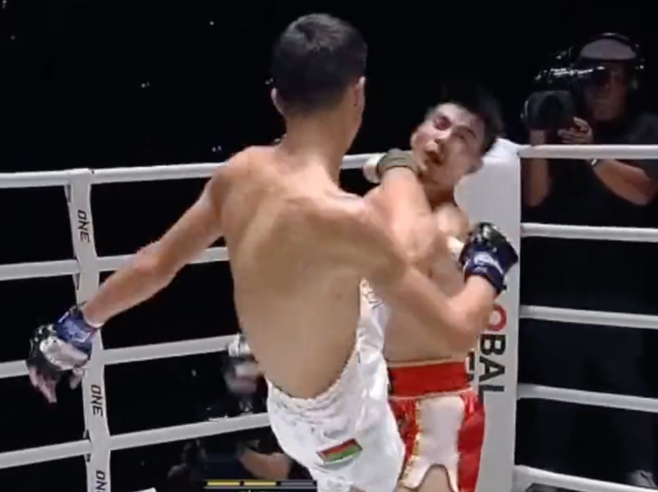A 17-Year-Old Kid Landed The Nastiest Head Kick Of The Year This Morning In His ONE Debut