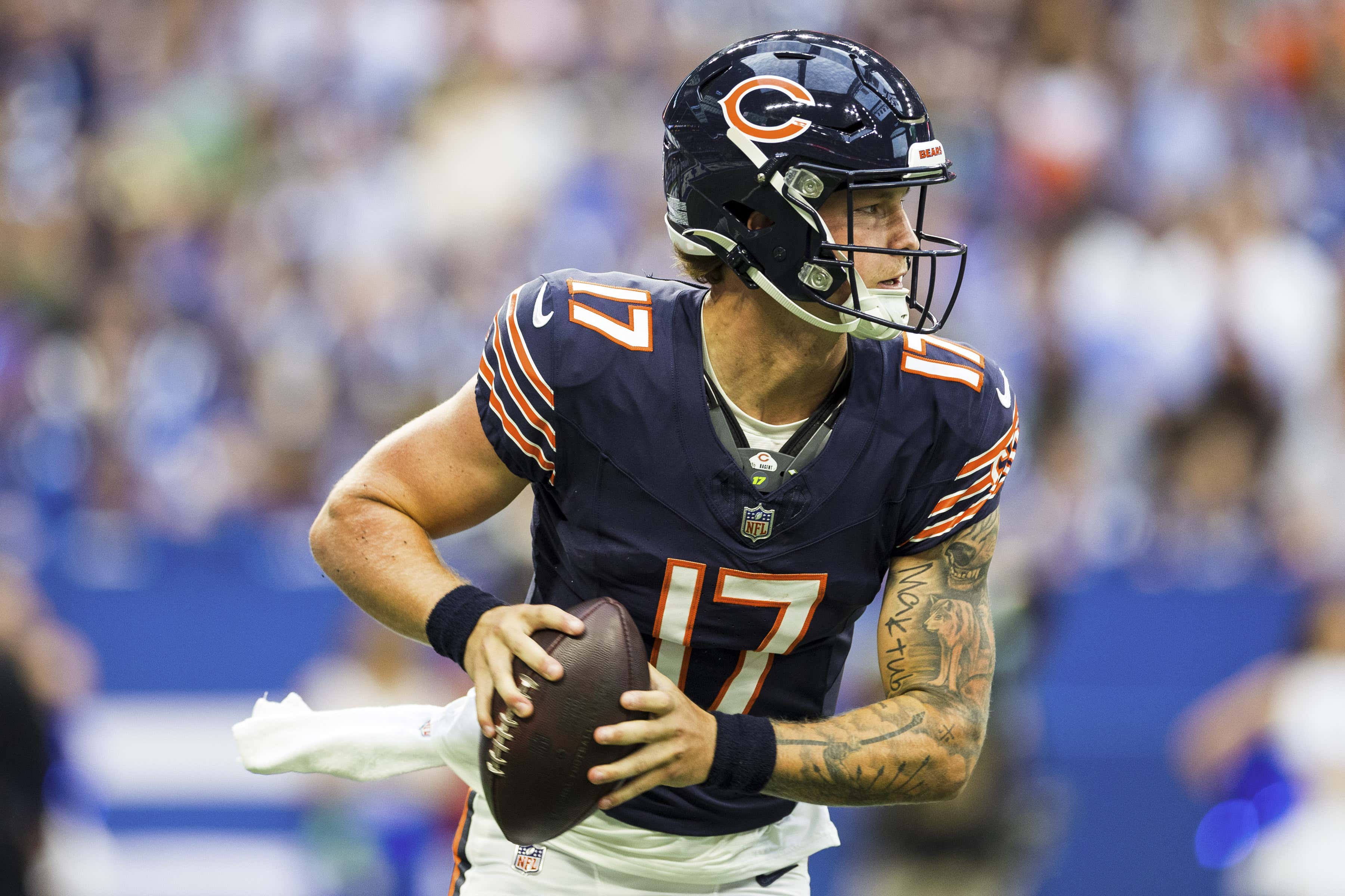 Bears Dickwreck The Raiders...Is It Bagent Season?