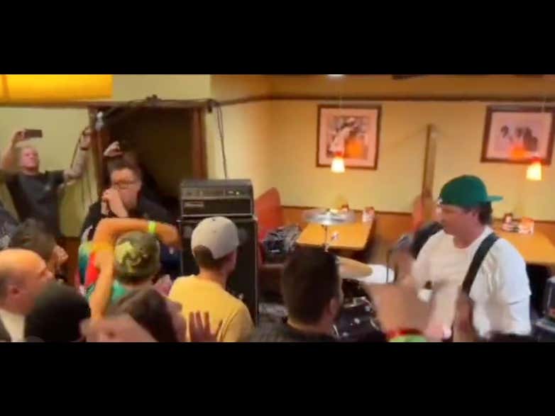 Blink182 Recreated The “WHAT THE FUCK IS UP DENNYS?” Video For Their